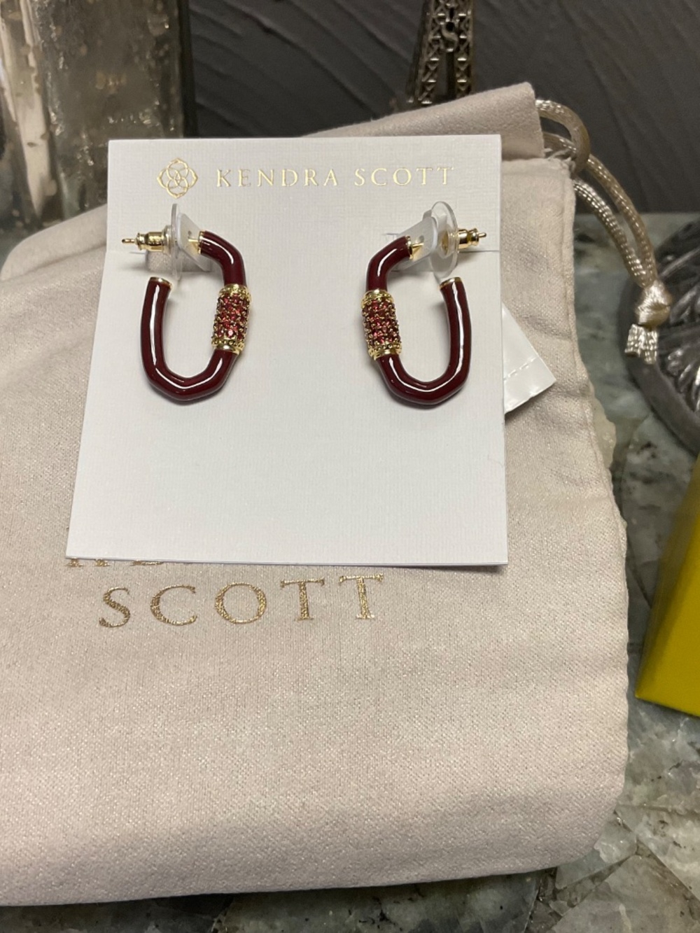 Kendra Scott Emery Gold Enamel Hoop Earrings in Burgundy Crystal - Picture 2 of 4